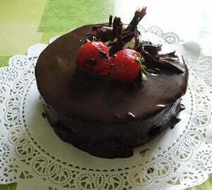 Gâteau nappé de chocolat