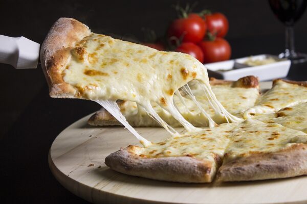 Pizza 3 fromages (6 pers.)