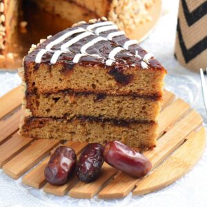 Cake aux dattes et noix (6/8 pers.)