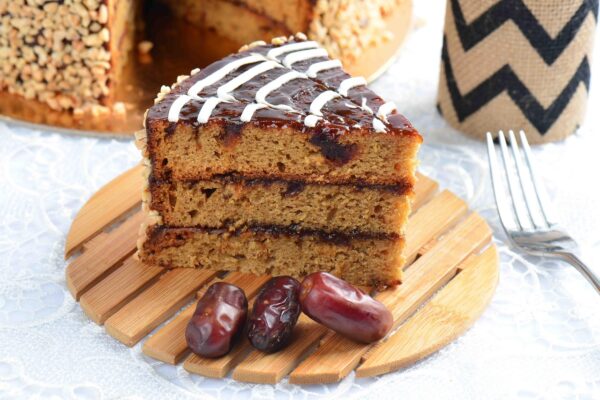 Cake aux dattes et noix (6/8 pers.)