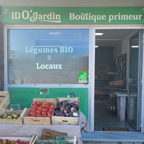 Marché de Graine d'ID devant l'épicerie solidaire, bd Branly